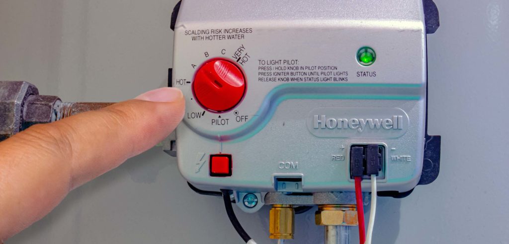 Water heater temperature control knob