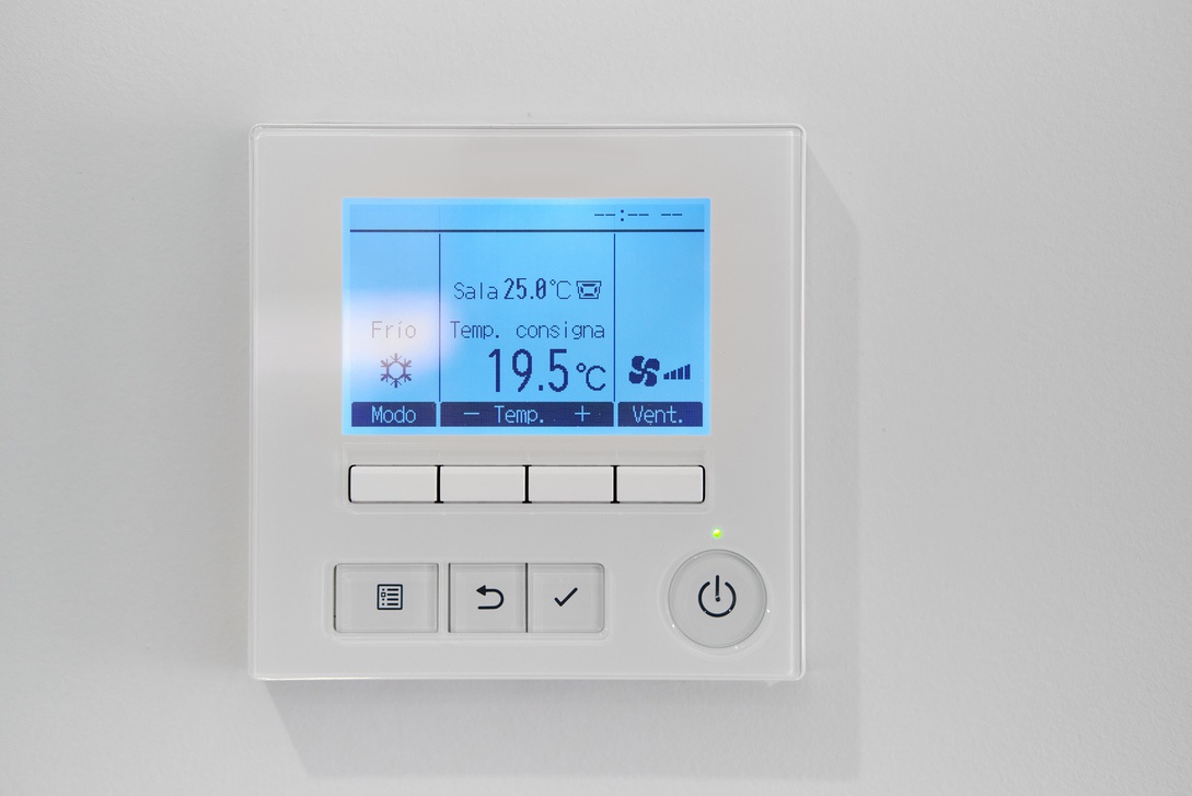What’s the Best Thermostat Temperature for Winter & Summer?